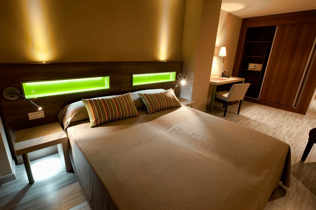 Hotel Allon Mediterrania Villajoyosa Zewnętrze zdjęcie